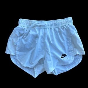 Running shorts